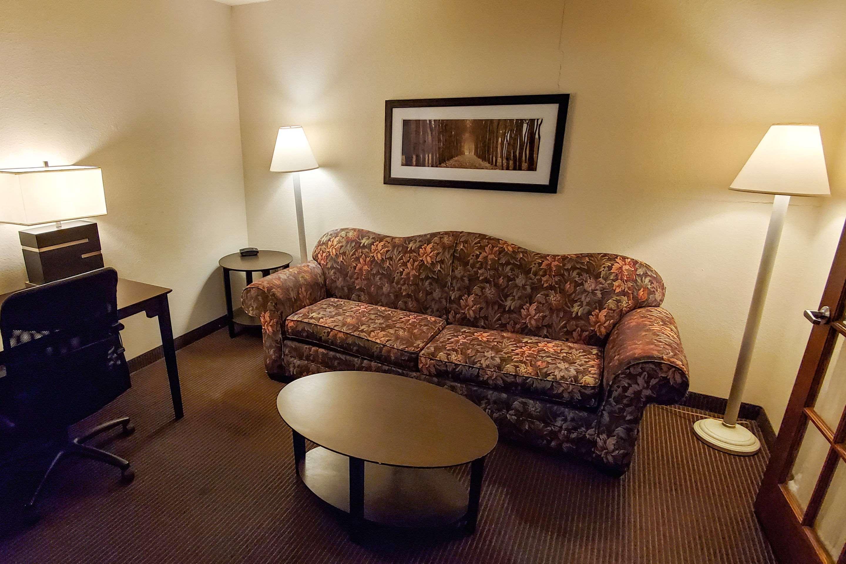 Quality Inn Atchison Exterior photo
